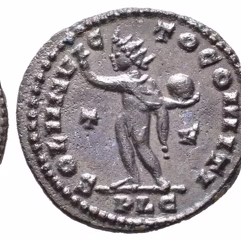 Follis, Lyons, 314 - 315, Rv: SOLI INVICTO COMITI, stojící Sol zleva pozvedá pravou