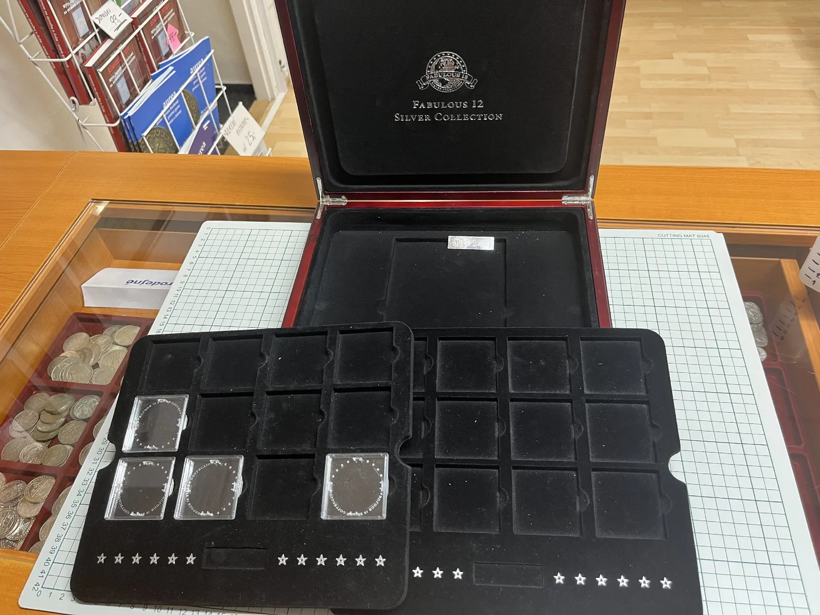 Použité - Etue Fabulous 12 silver colection 2x vložka - rozměr foto