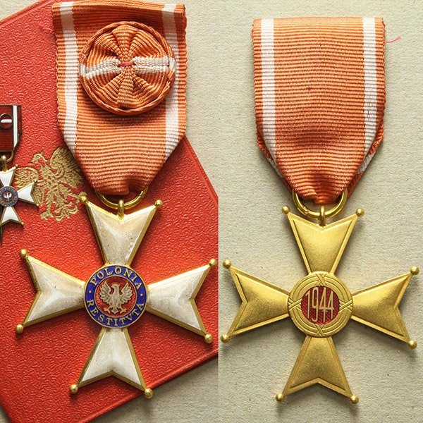 Řád Za obrození Polska, IV. třída, důstojník, typ 1944
