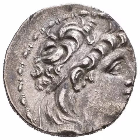 Tetradrachma, Hlava Antiocha s diadémem zprava / Stojící Zeus zprava drží hvězdu