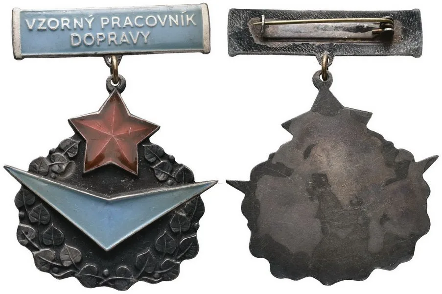 Nejlepší, vzorný, zasloužilý — 1