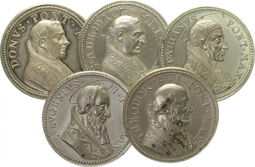 Vatikán - životopisné medaile, cca 18. století — 1
