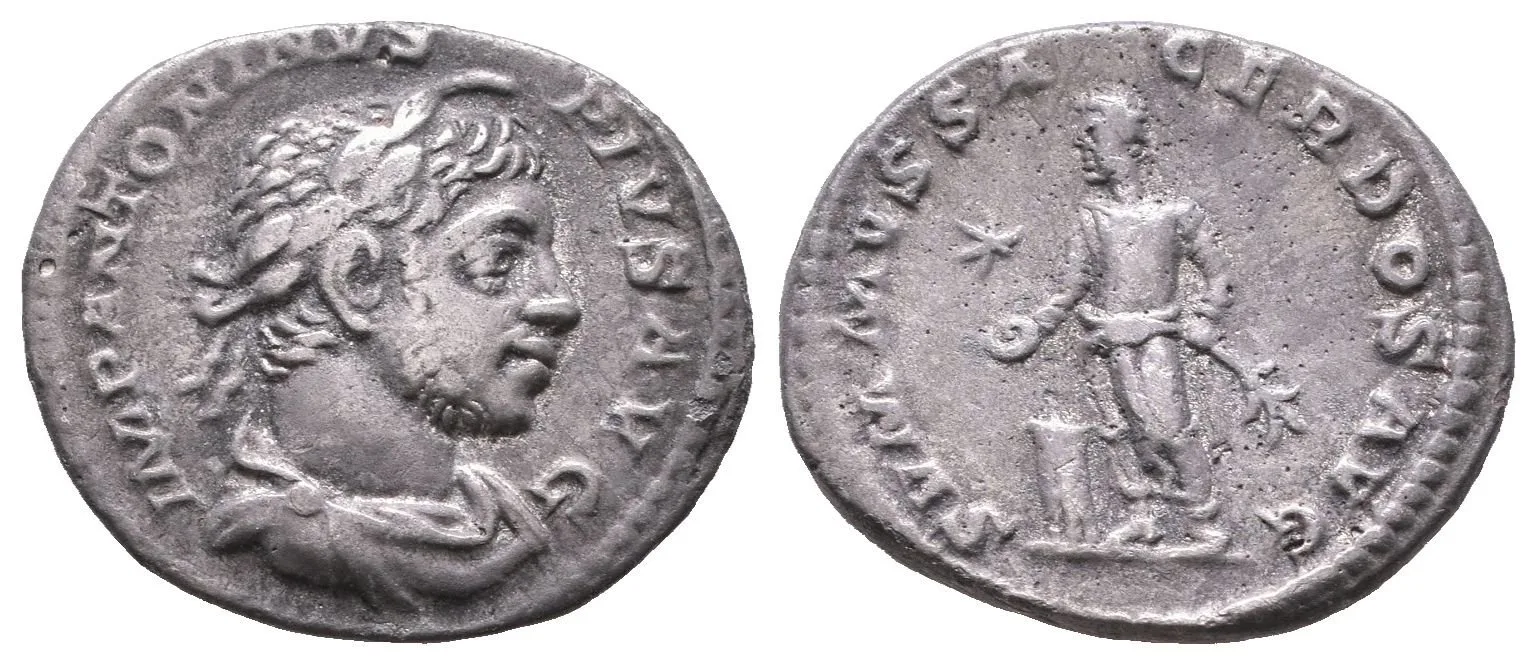 Denár, Rv: SVMMVS SACERDOS AVG, stojící Elagabalus zprava — 1