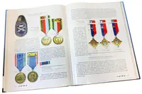 Slovenské insígnie - fotografie 2