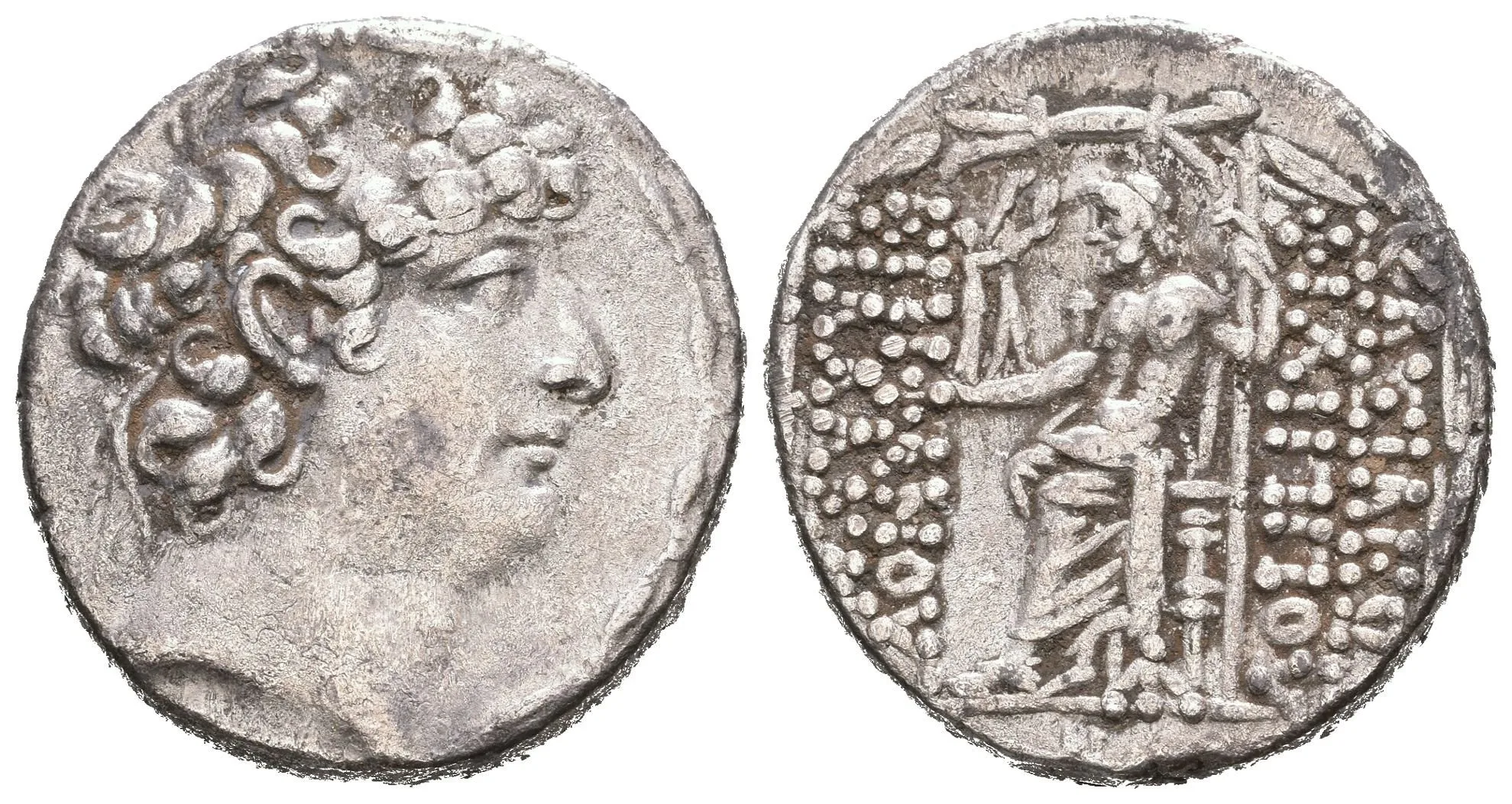 Tetradrachma, Hlava Antiocha s diadémem zprava / Sedící Zeus zleva drží Victorii — 1
