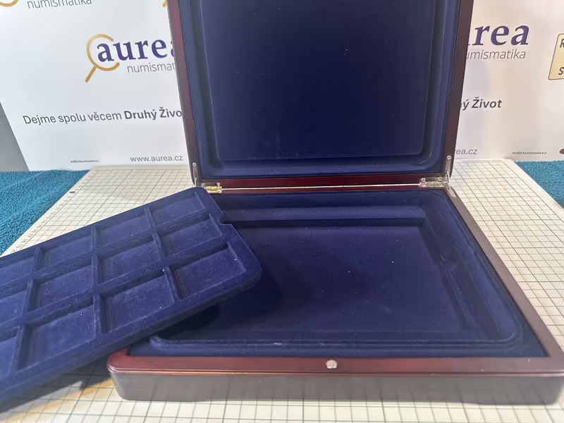 Použité - Dřevěná Etue - plato 12 Quadrum - Rozměr foto