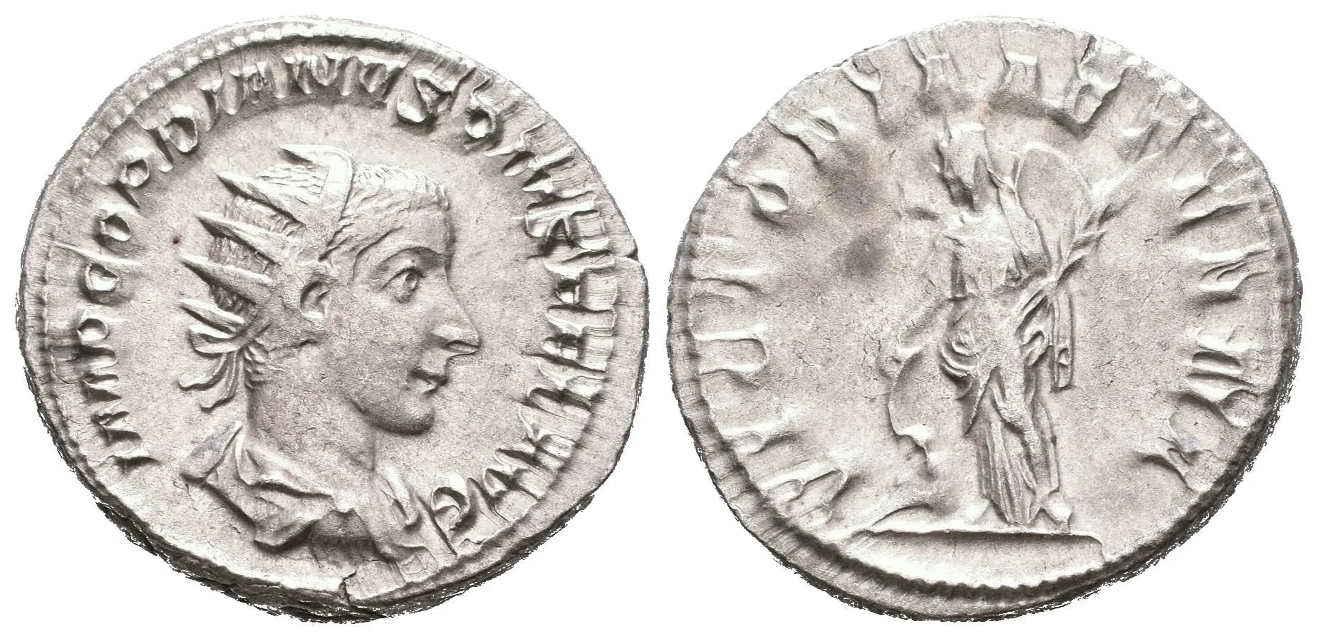 Antoninian, 243 - 244, Rv: VICTORIA AETERNA, stojící Victoria zleva se opírá o štít — 1