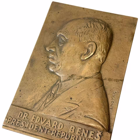 AE Plaketa b.l. - Dr. Edvard Beneš, president ČSR. Litý bronz 180 x 118 mm,