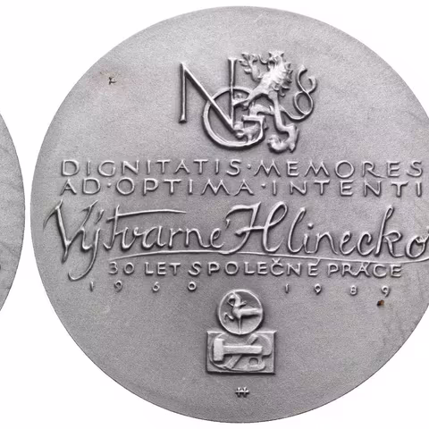AE Medaile 1989 - Josef Mánes, NG. Postříbřený bronz 69 mm, etue