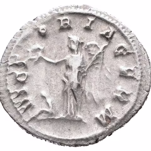 Denár, 235 - 236, Rv: VICTORIA GERM, stojící Victoria zleva, drží věnec a ratolest,