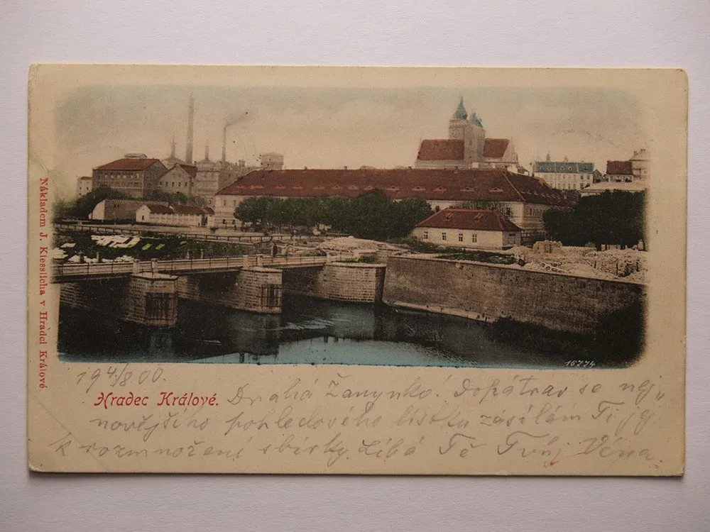 Východní Čechy,  Hradec Králové — 1