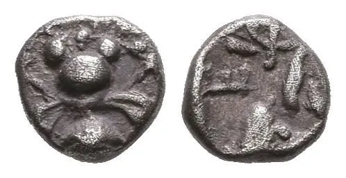 Tetartemorion, 500 - 420 př. Kr., Včela s roztaženými křídly / Hlava orla vpravo, — 1