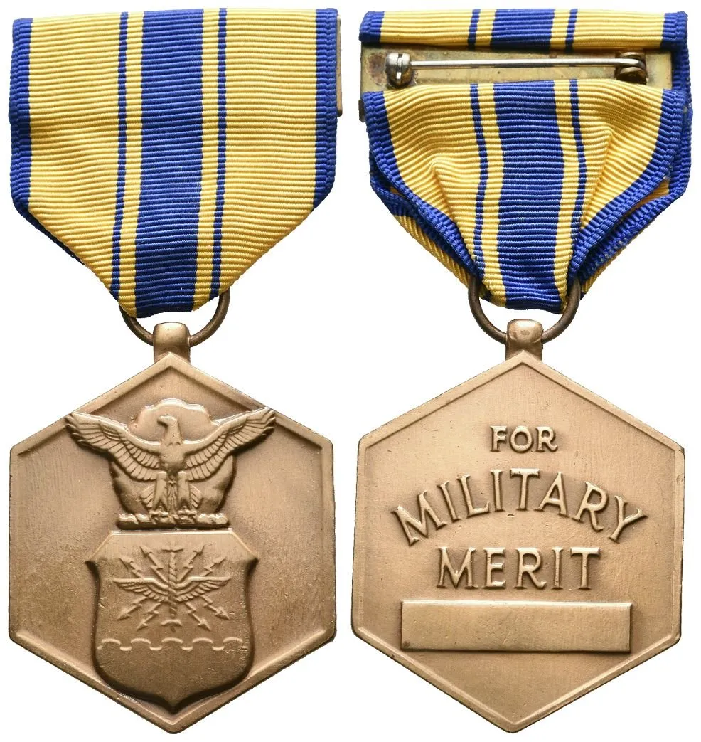 USA, Medaile Za zásluhy letectva