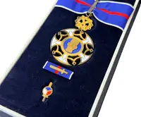 Česká a Slovenská federativní republika — 3