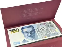 100 Koruna 2026 - Pamětní bankovka ke 100. výročí budování čs. měny - Vilém Pospíšil, serie PN10 - fotografie 3