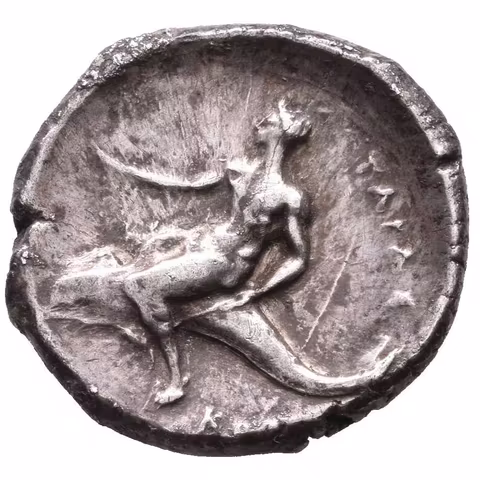 Didrachma, 332 - 302 př. Kr., Jezdec se štítem a oštěpem na koni zprava,