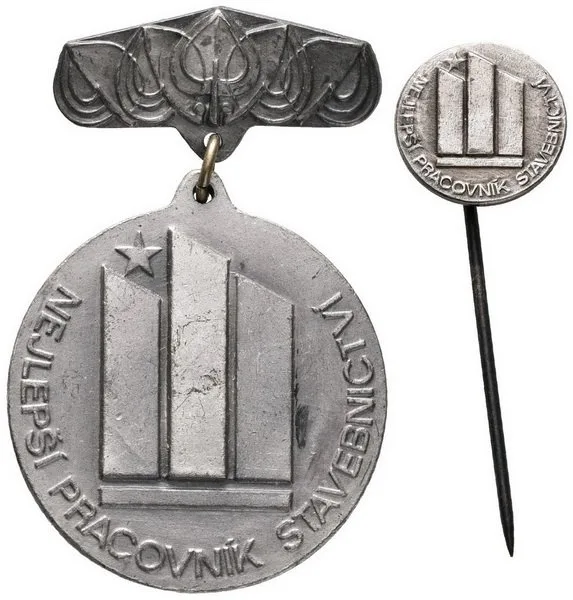 Nejlepší, vzorný, zasloužilý — 1