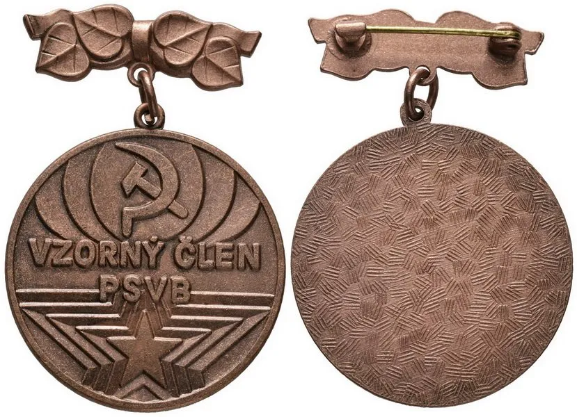 Nejlepší, vzorný, zasloužilý — 1