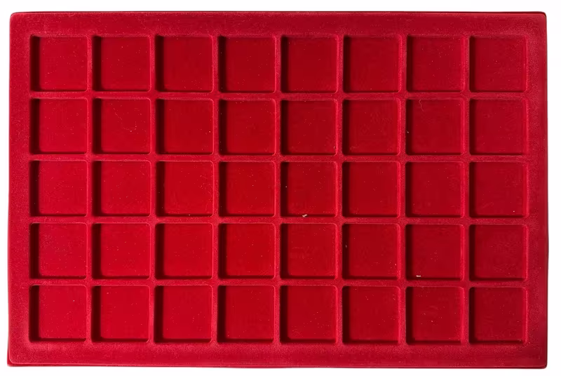 Použité - Plato 34x34 mm - 5 x 8 - Červené