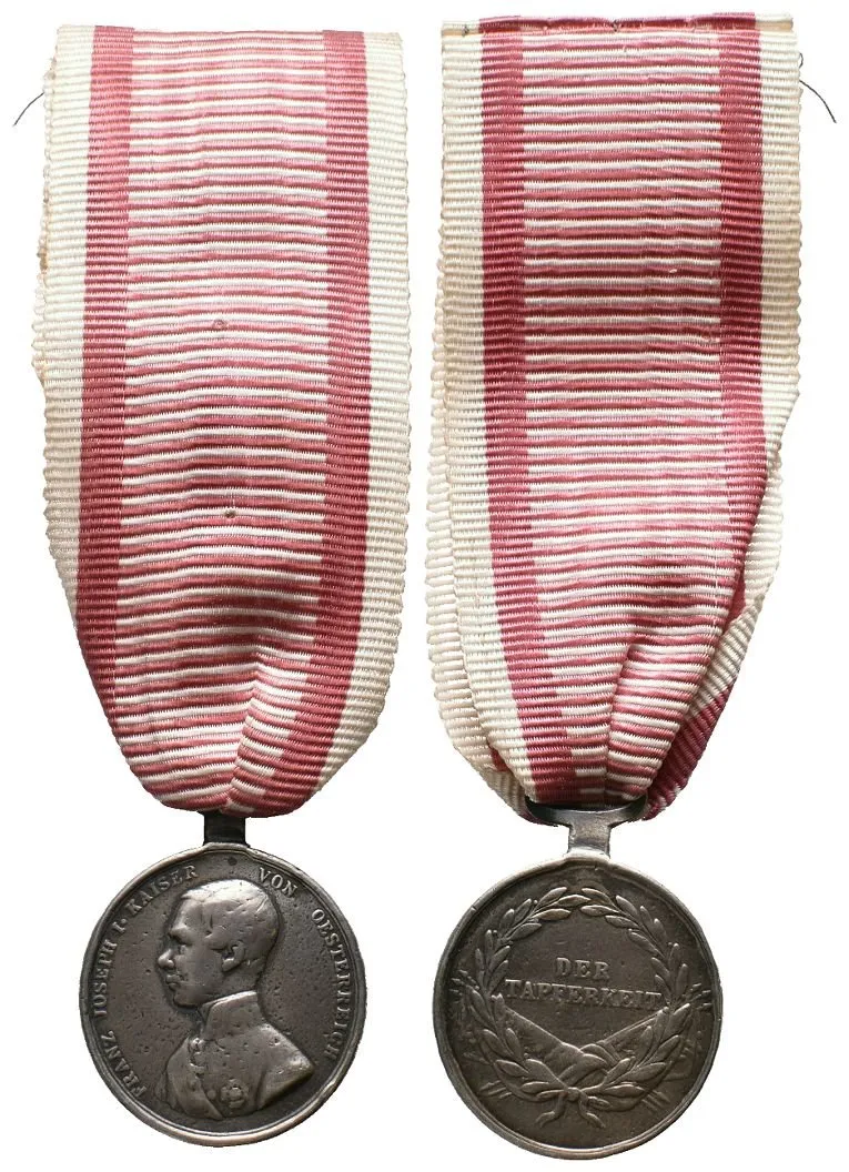 Medaile za statečnost, stříbrná, II. třída