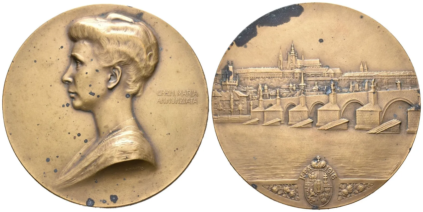 AE Medaile 1916 (A. Hartig) - Portrét abatyše Tereziánského dámského řádu — 1