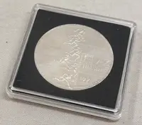 34 mm - Plastová kapsle/bublinka na mince QUADRUM - 1 kus