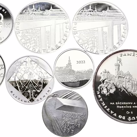 Soubor stříbrných medailí 1995 - 2022. Různé motivy - firma PUDIS,