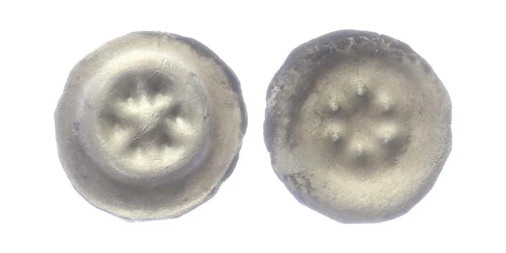 Neurčené brakteátové ražby, 11. -14. století — 1