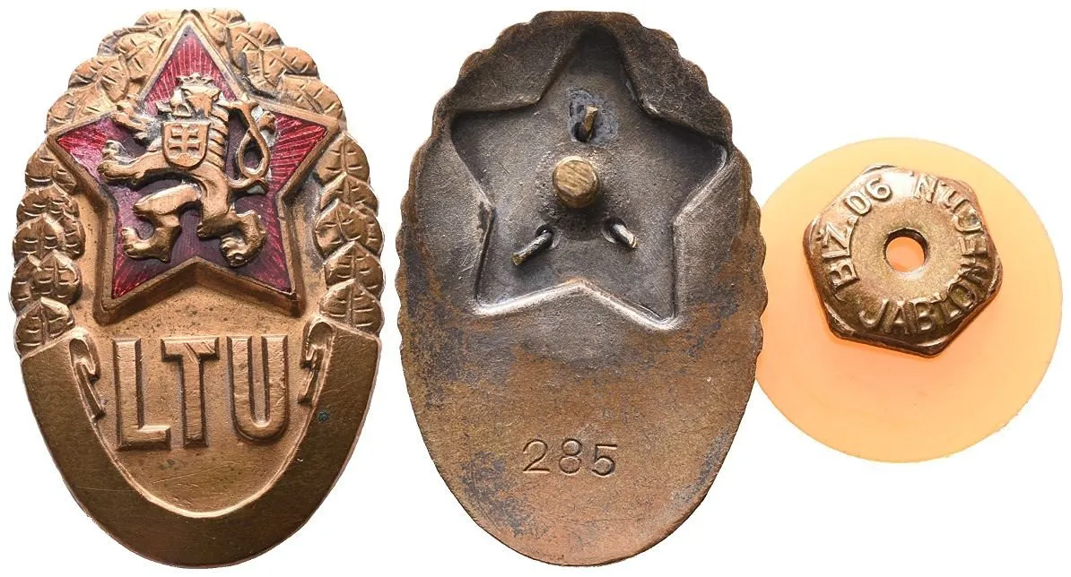 Československo - odznaky vojenských škol — 1