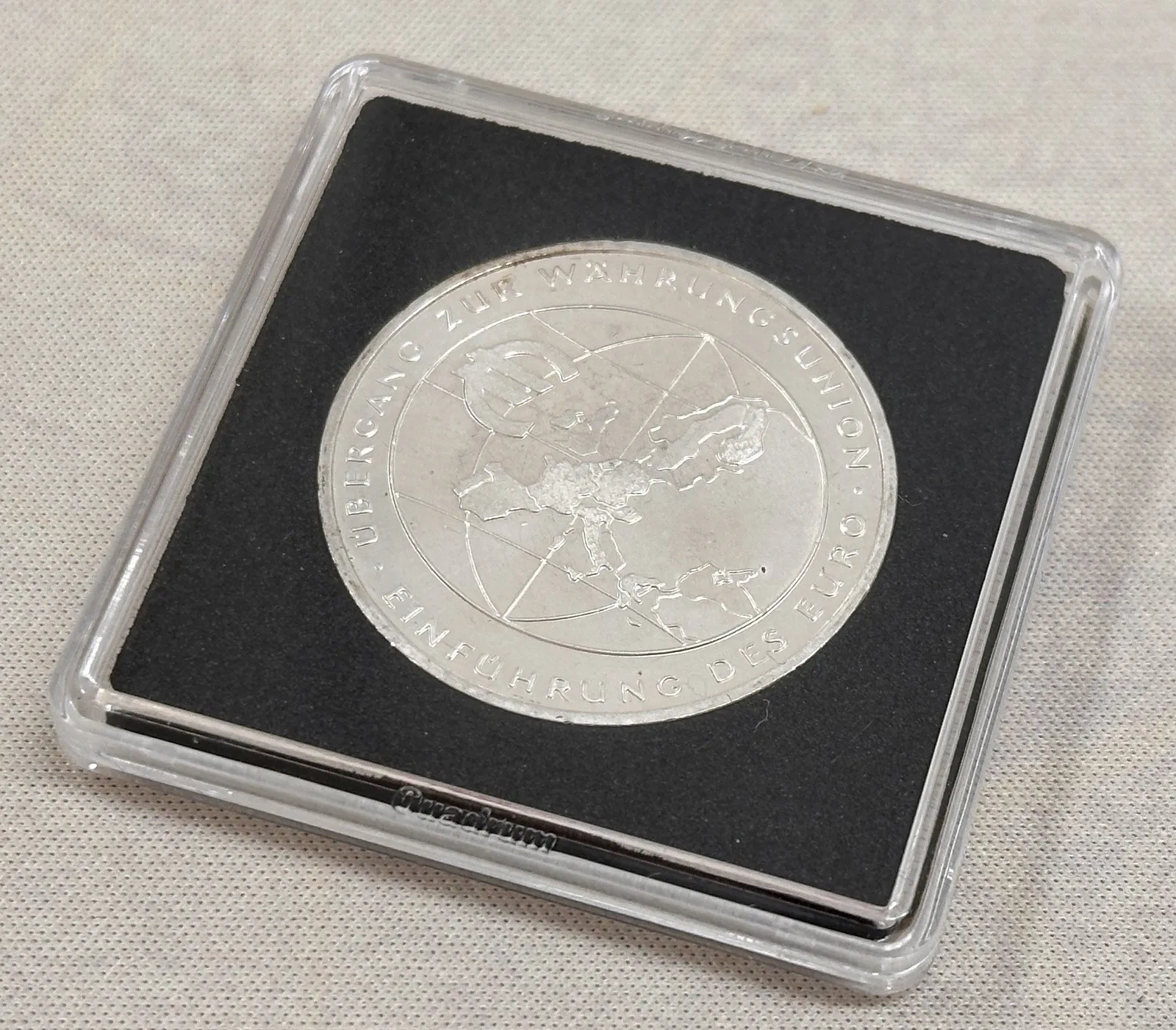 32 mm - Plastová kapsle/bublinka na mince QUADRUM - 1 kus