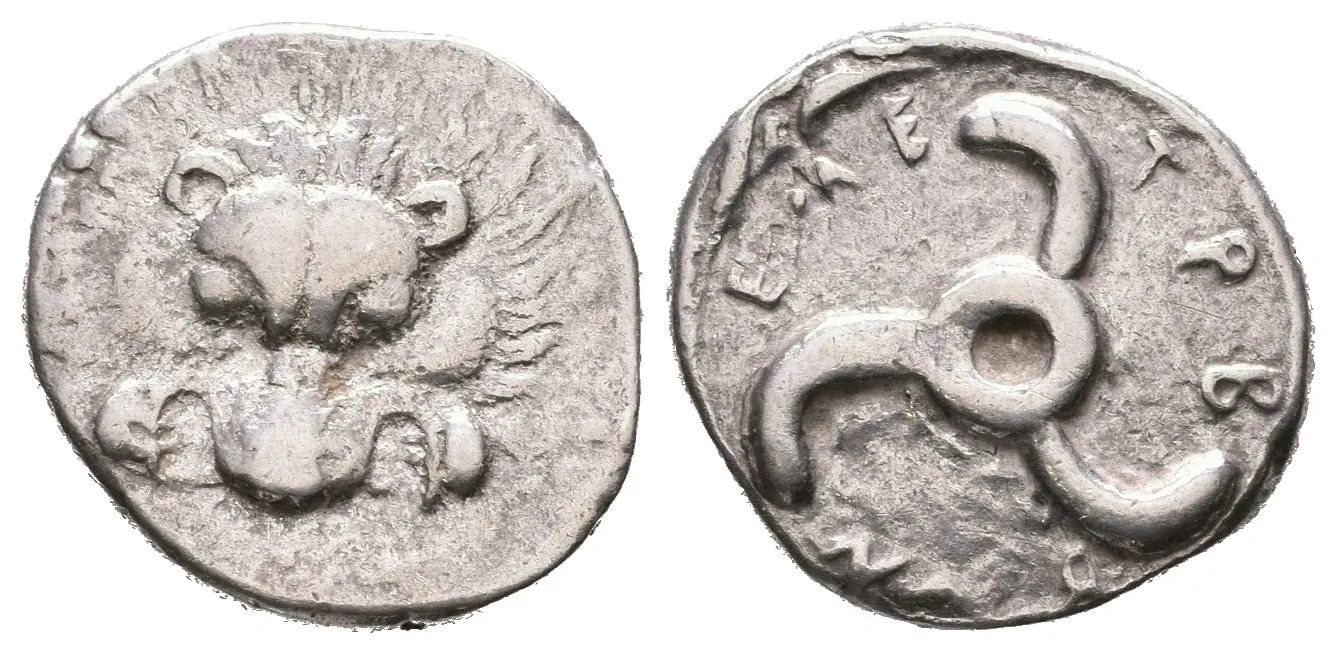 AR Tetrobol, cca. 380 př. Kr., Lví skalp čelně / Triskeles, kolen nápis TRBBENIMI, SG.5232, — 1