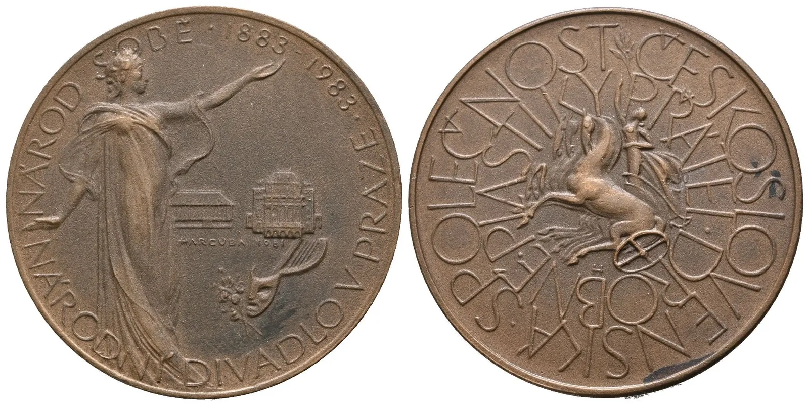 AE Medaile 1983 - ČSPDP, 100. výročí národního divadla. Triga, dvojitý opis / Pohled na budovy divadla, opis. — 1