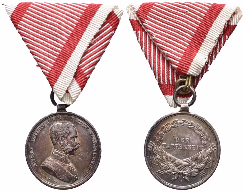 Medaile za statečnost, stříbrná, II. třída