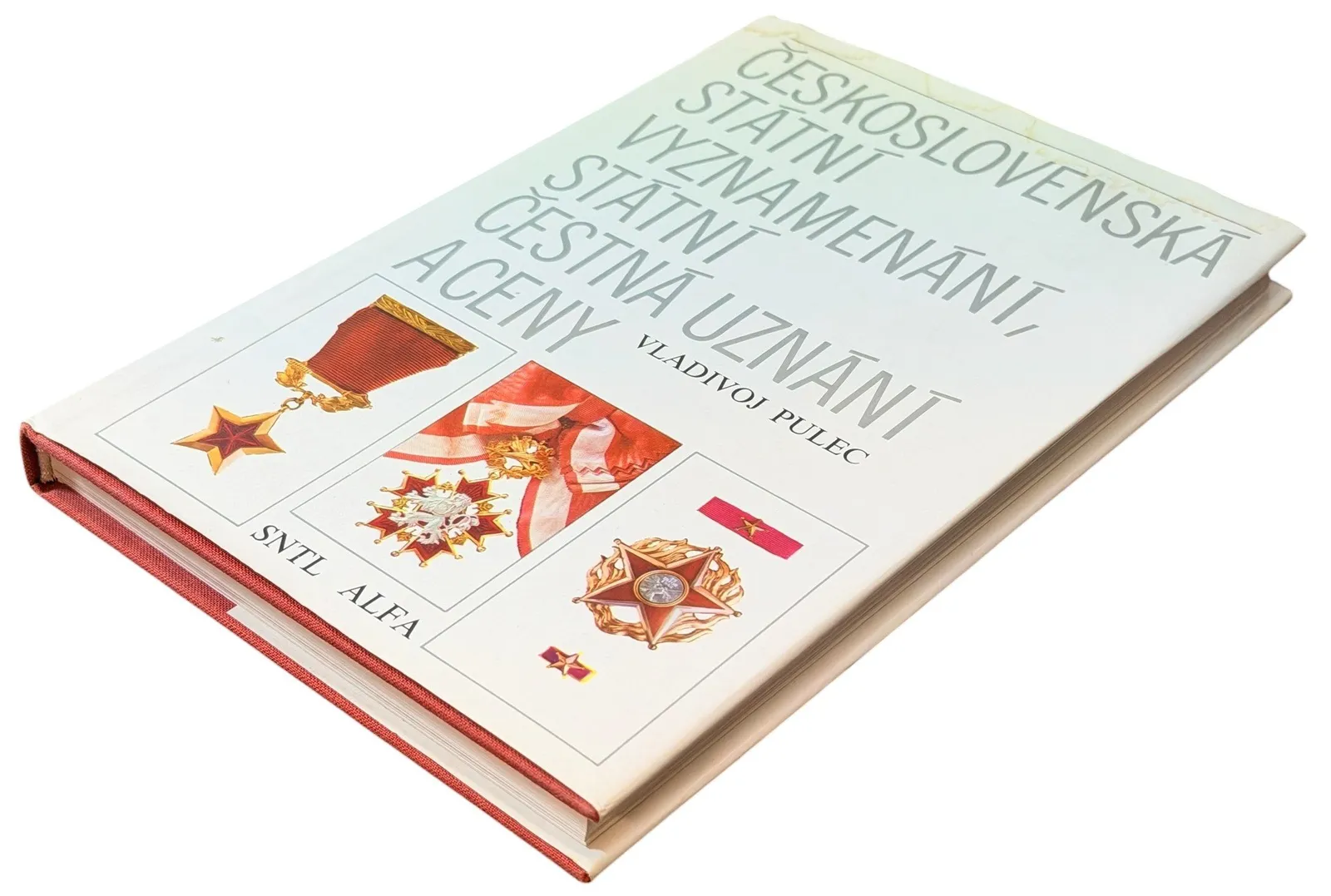 Československá státní vyznamenání, státní čestná uznání a ceny