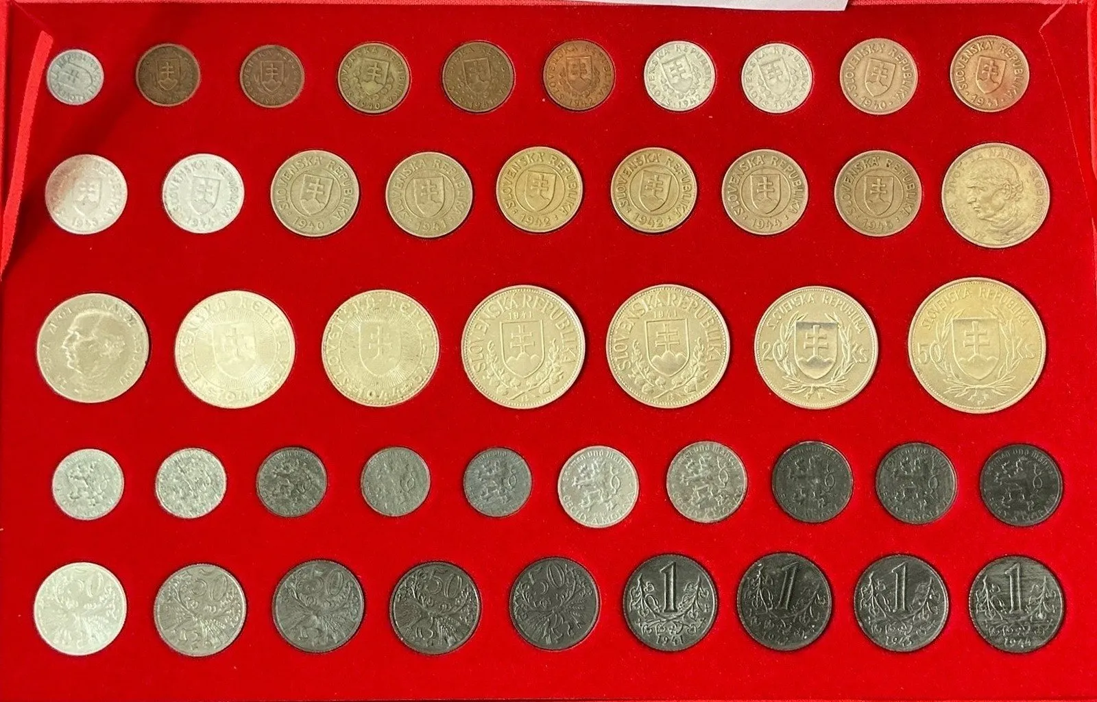 Slovenský stát, 1939 - 1945 — 1