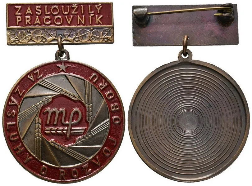 Nejlepší, vzorný, zasloužilý — 1