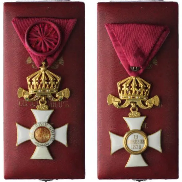 Řád sv. Alexandra s korunou bez mečů, IV. třída, důstojník