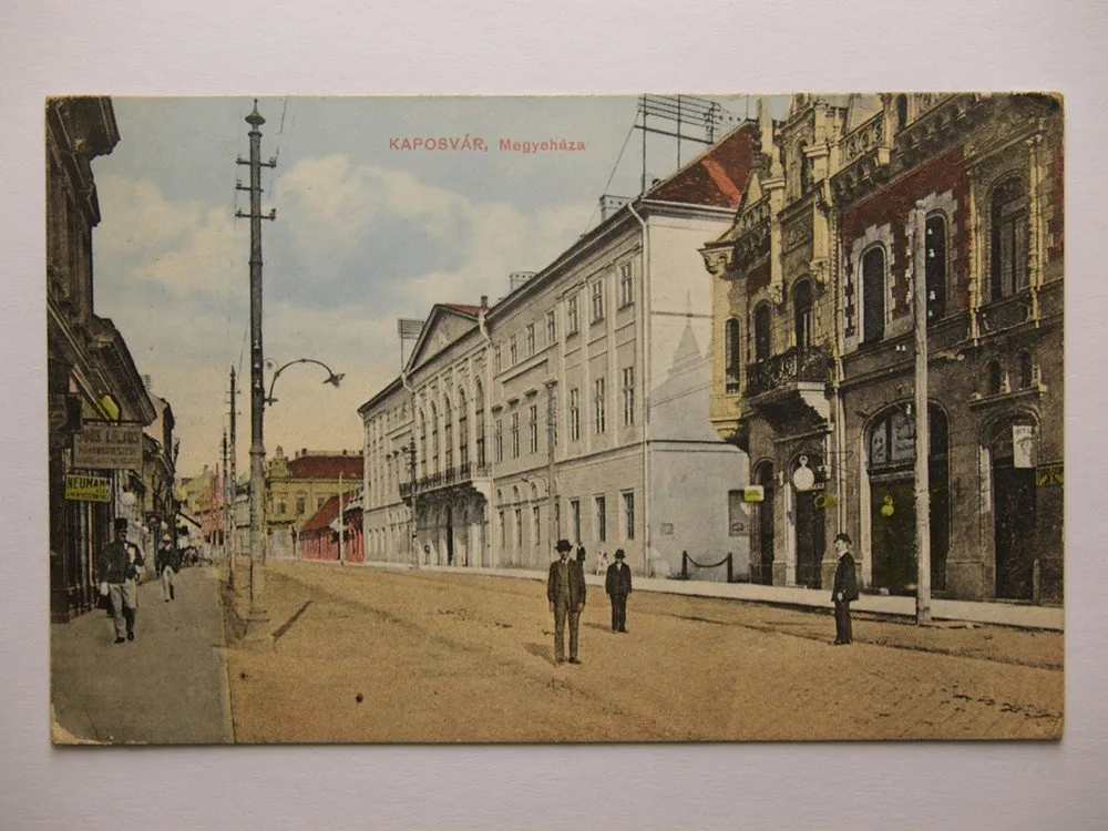 Maďarsko, Kaposvár, Megyeháza — 1