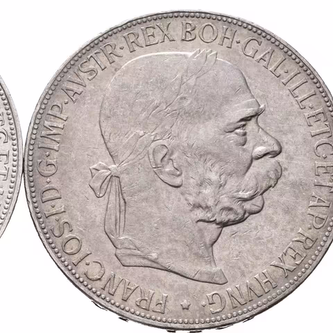 5 Koruna 1900, zbytky lesku, patina, rysky a hranky_2 ks