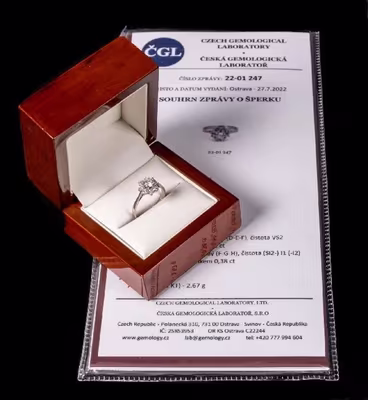 PRSTEN S DIAMANTY 0.79 CT., CERTIFIKÁT
