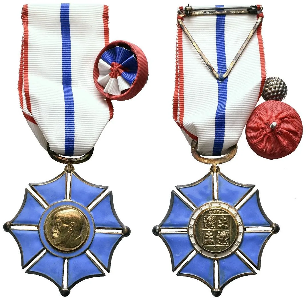 Česká a Slovenská federativní republika — 1