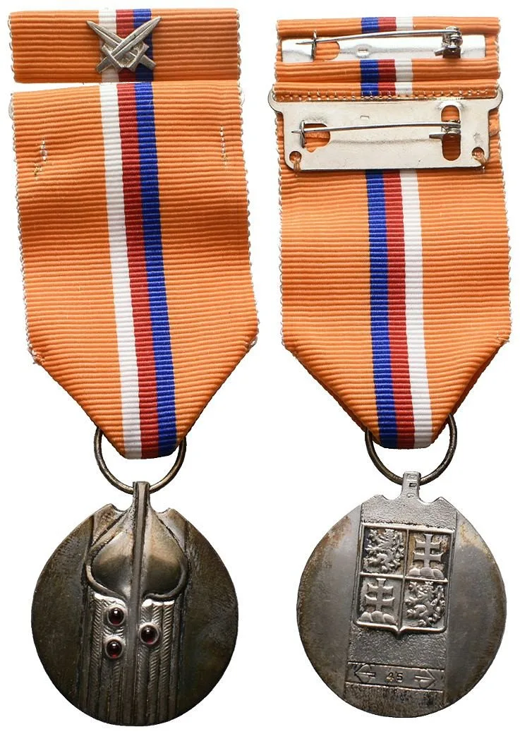 Česká a Slovenská federativní republika — 1