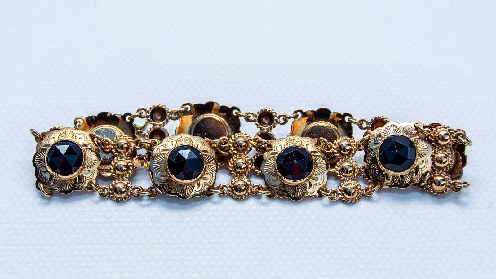St. zlatý náramek 14kt