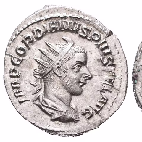 Antoninian, 243 - 244, Rv: MARS PROPVG, kráčející Mars doprava nese oštěp a štít,