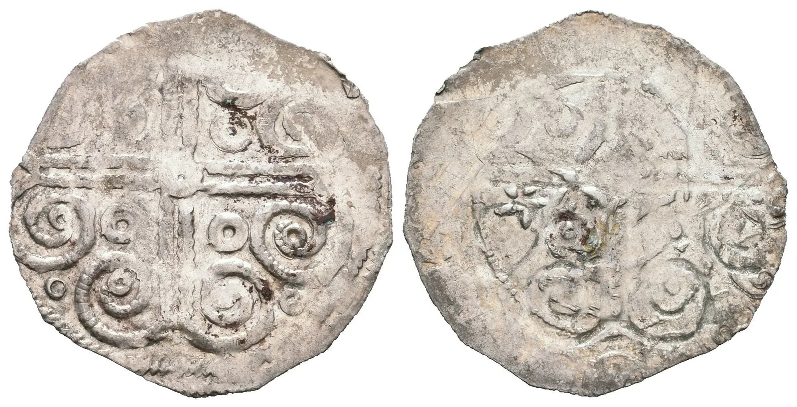 Široký fenik pro 2. křížovou výpravu 1147-1148. Široký berlový kříž s kroužky mezi rameny, — 1