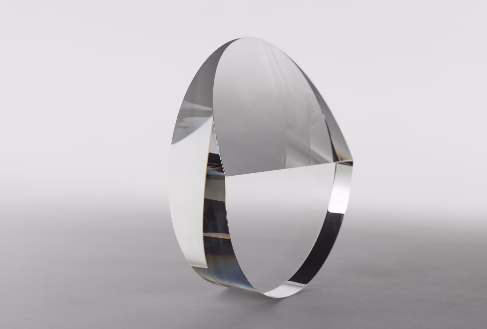 Václav Cigler: Václav Cigler (1929) - Glass object