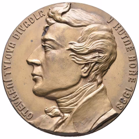 AE Medaile 1933 - K otevření Tylova divadla. Hlava Josefa Kajetána Tyla zleva, opis /