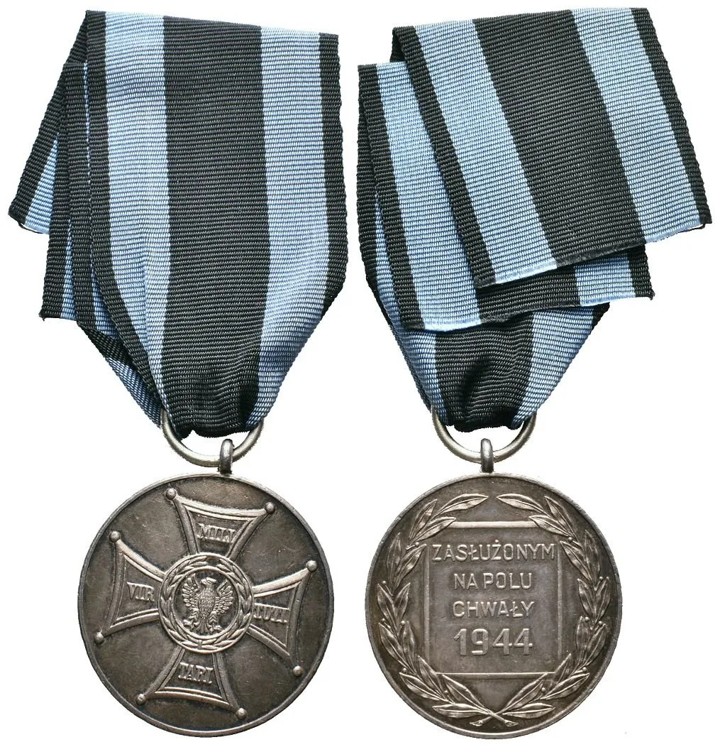 Polsko, Medaile Za zásluhy na poli chvály 1944