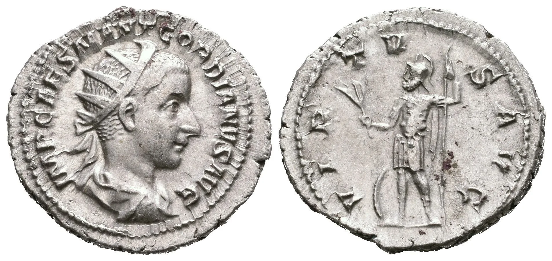 Antoninian, 240, Rv: VIRTVS AVG, stojící Virtus čelně drží oštěp, u nohou — 1