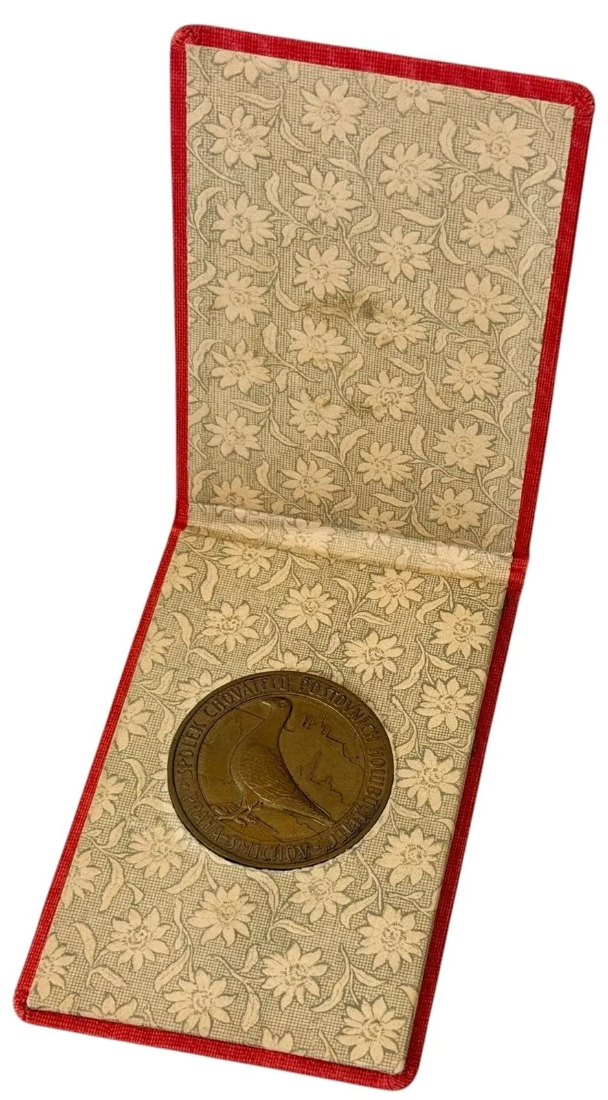 AE Medaile b.l. - Spolek chovatelů poštovních holubů "Letec". Bronz 40 mm, — 1